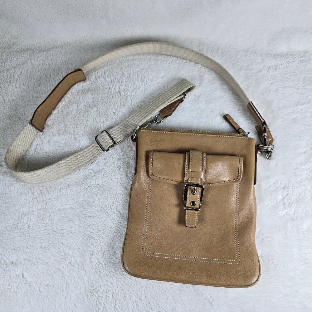 Coach Small Crossbody Bag in Beige/Tan